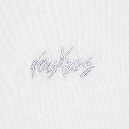 deuXros cloud structured tee tonal embroidered script mid body detail close-up, 300 gsm ring spun cotton