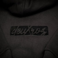 deuXros inkhoodie tonal matte 3d rubberized box logo close-up detail, 420 gsm heavyweight fleece